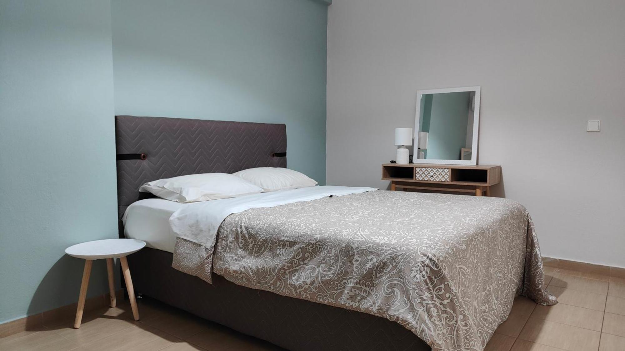 Rock & Roll 1 - Modern Apartment In Trikala 외부 사진