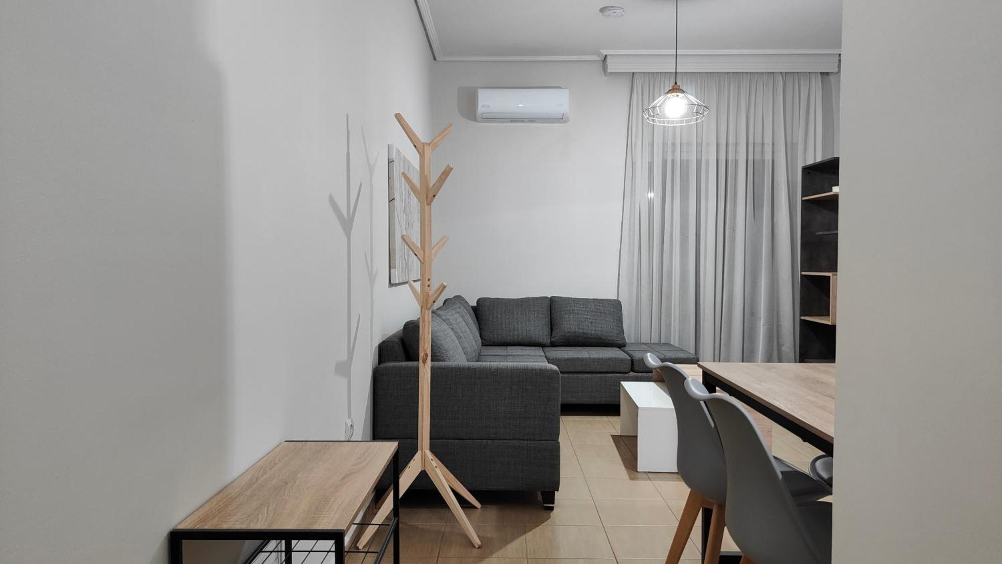 Rock & Roll 1 - Modern Apartment In Trikala 외부 사진
