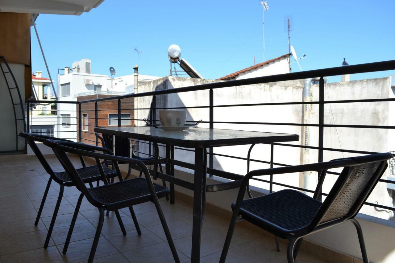 Rock & Roll 1 - Modern Apartment In Trikala 외부 사진